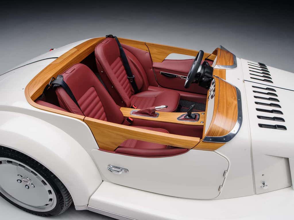 Morgan và Pininfarina hợp tác tạo nên Midsummer - Siêu phẩm với hơn 250 giờ chế tạo
