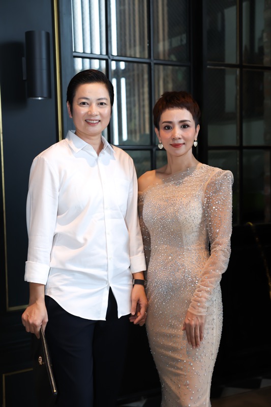 Thúy Hiền khóc khi nghe ca khúc chồng cũ sáng tác cho Tùng Dương