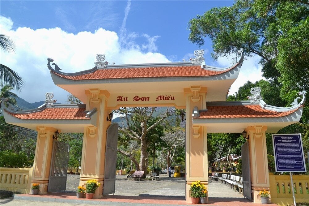 Du lịch Côn Đảo