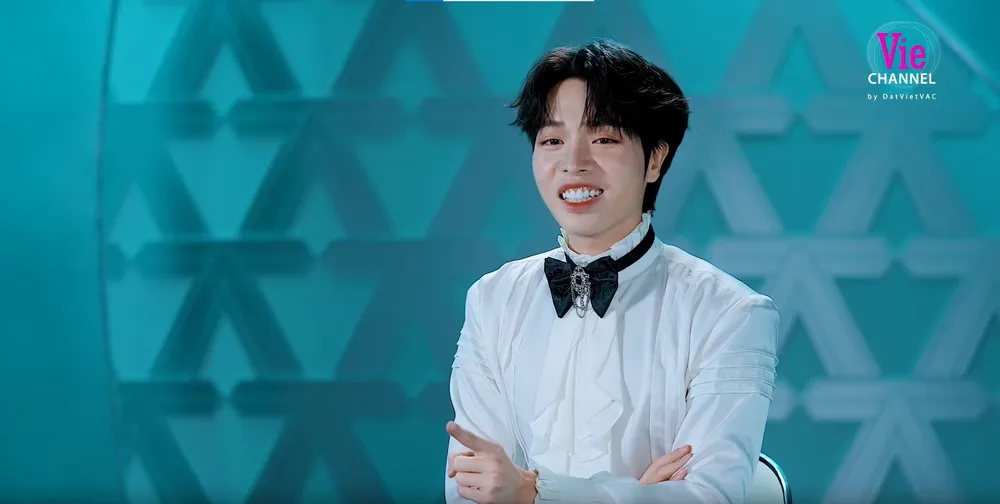 Anh Trai Say Hi - tập 2: HIEUTHUHAI chê Đức Phúc 'sến'