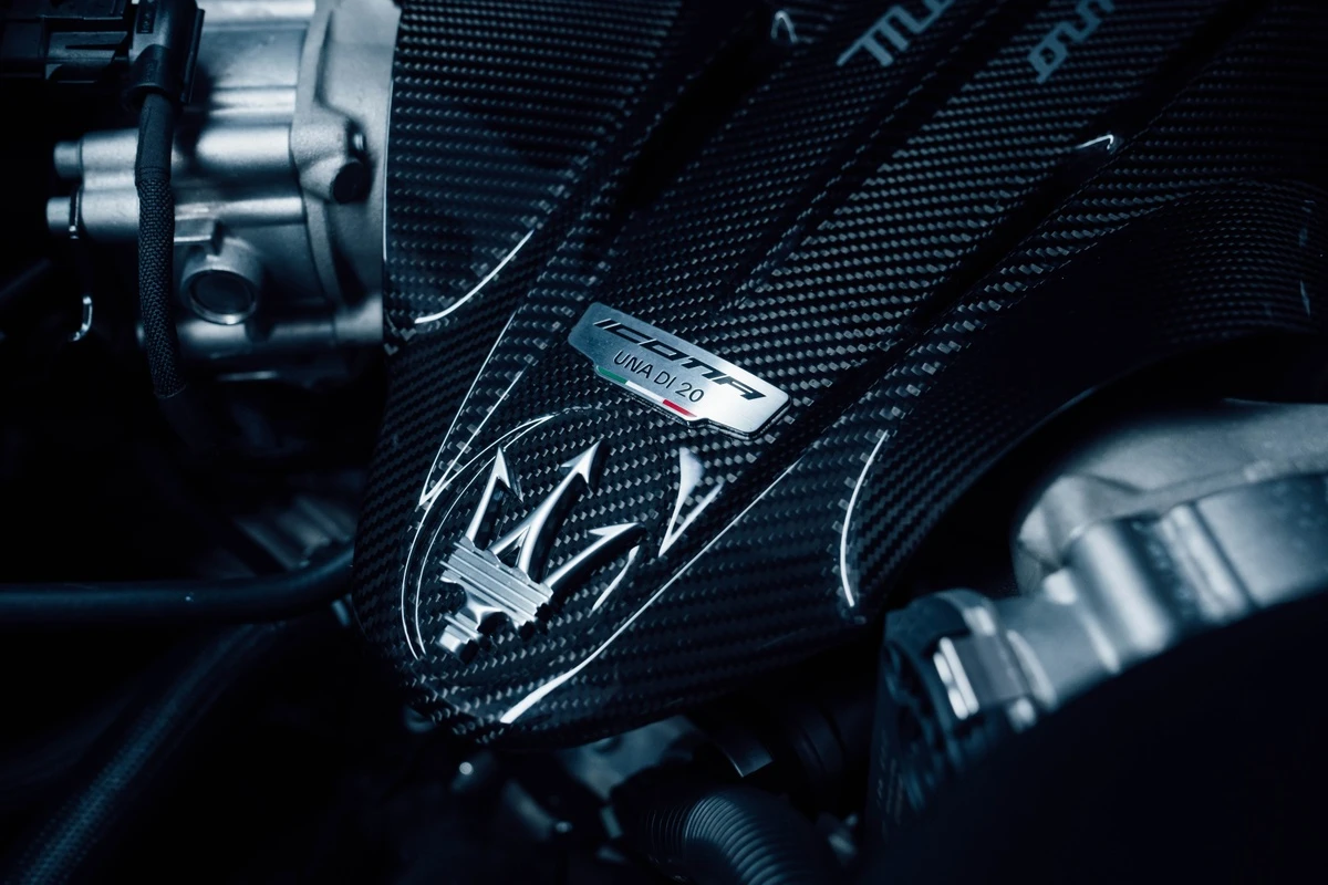 Maserati MC20 phiên bản đặc biệt lấy cảm hứng từ huyền thoại MC12