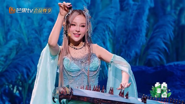 Sân khấu của LUNAS tại Đạp Gió 2024