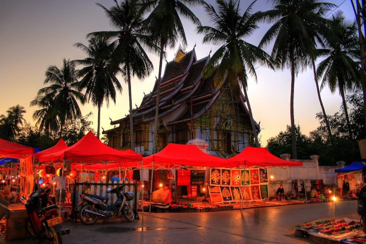 Có nên du lịch Lào