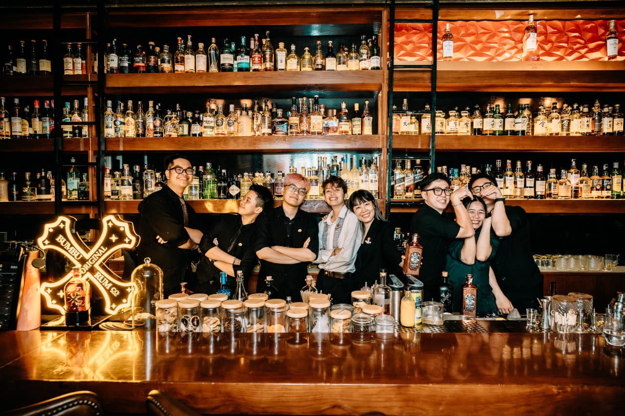 5 speakeasy bar phù hợp để “thả trôi” cảm xúc tại TPHCM