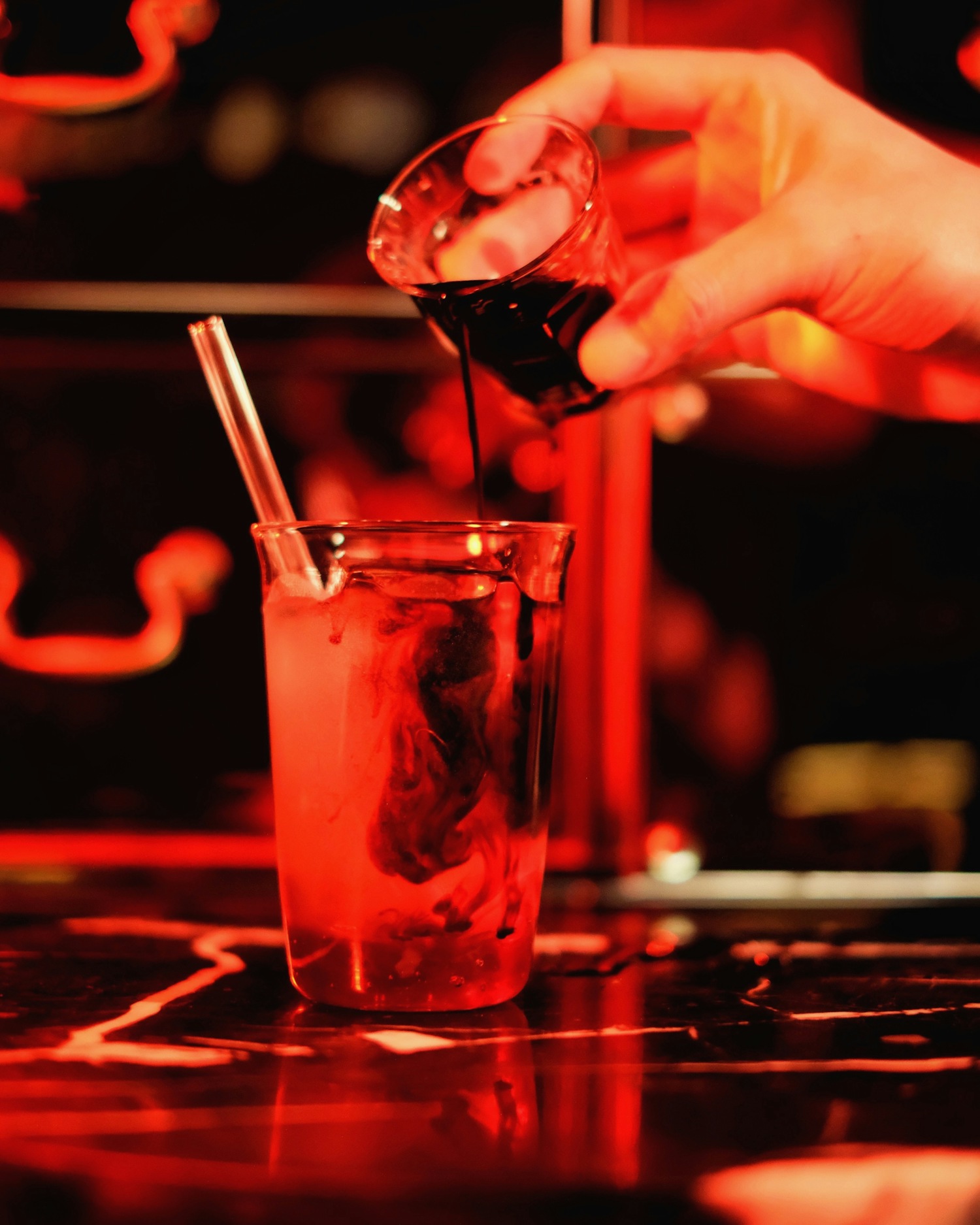 5 speakeasy bar phù hợp để “thả trôi” cảm xúc tại TPHCM