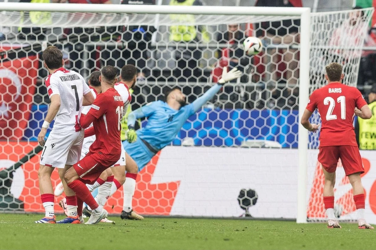 Vì sao EURO 2024 nhiều 'siêu phẩm' đến vậy?
