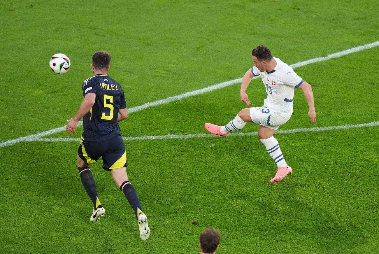 Vì sao EURO 2024 nhiều 'siêu phẩm' đến vậy?