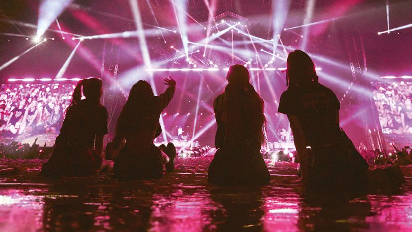 Phim âm nhạc Born Pink của Blackpink ra rạp đúng một năm sau khi bộ tứ đến Việt Nam diễn show