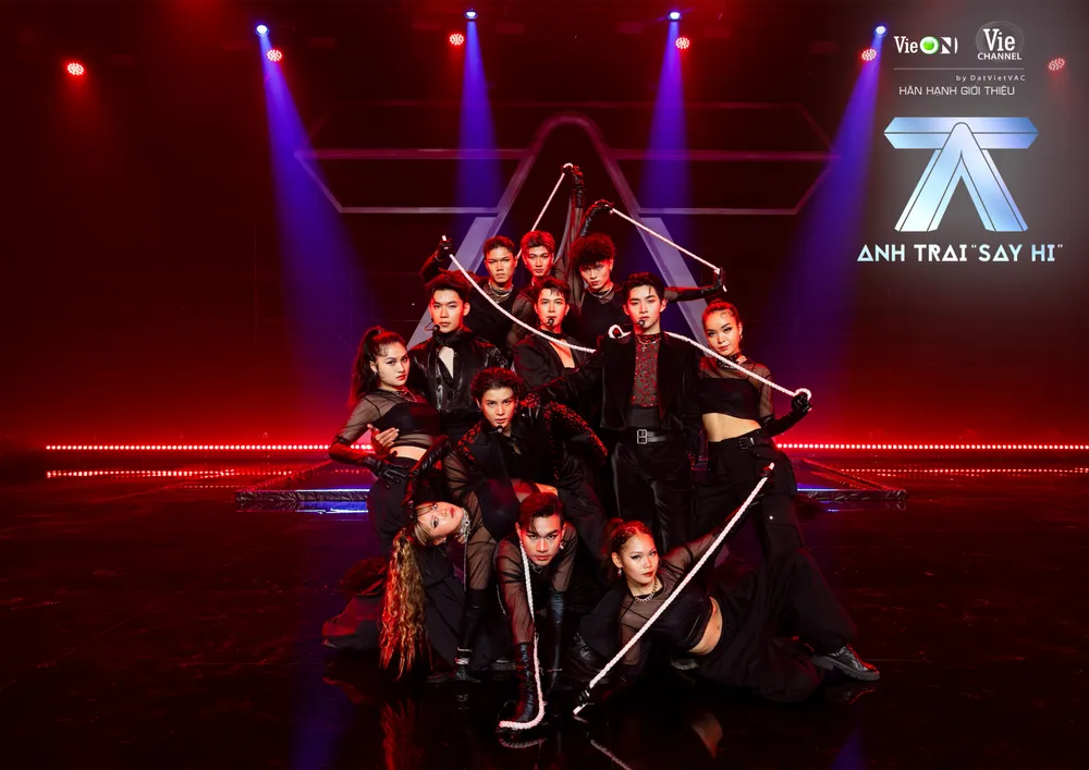 Anh Trai Say Hi - tập 2: Song Luân đưa "No Far No Star" lên Top 1.png