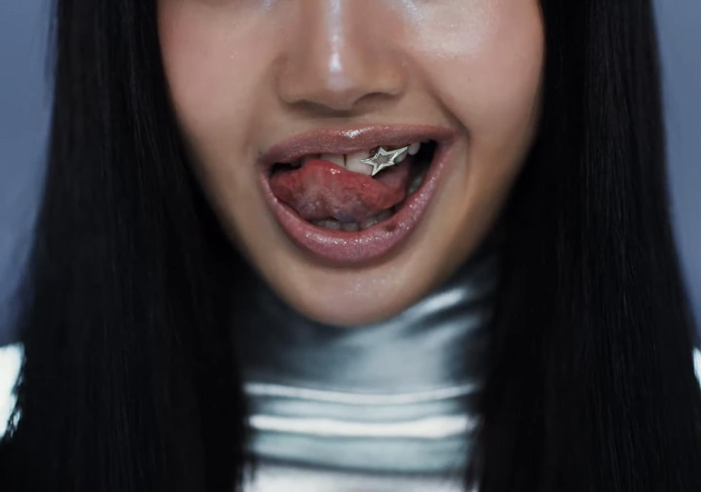 MV mới của Lisa