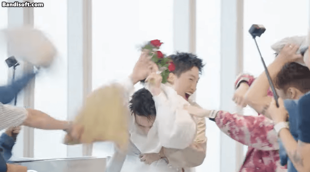 Lê Dương Bảo Lâm gây sốc khi xuất hiện tại nhà chung Anh Trai Say Hi