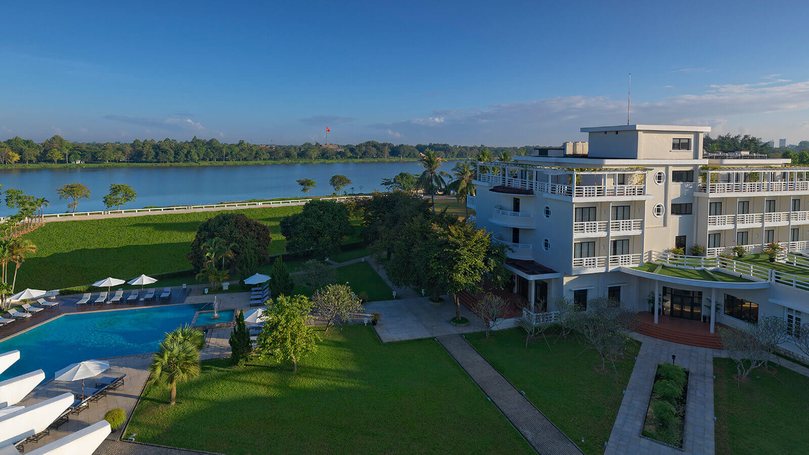 Azerai La Residence