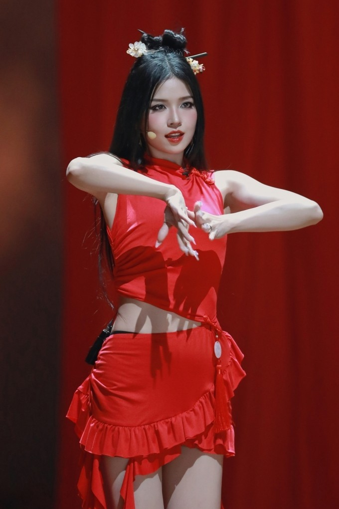 Phong độ thời trang của Suni Hạ Linh xuyên suốt Đạp Gió 2024