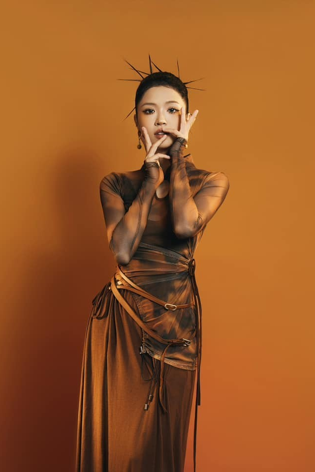 Phong độ thời trang của Suni Hạ Linh xuyên suốt Đạp Gió 2024