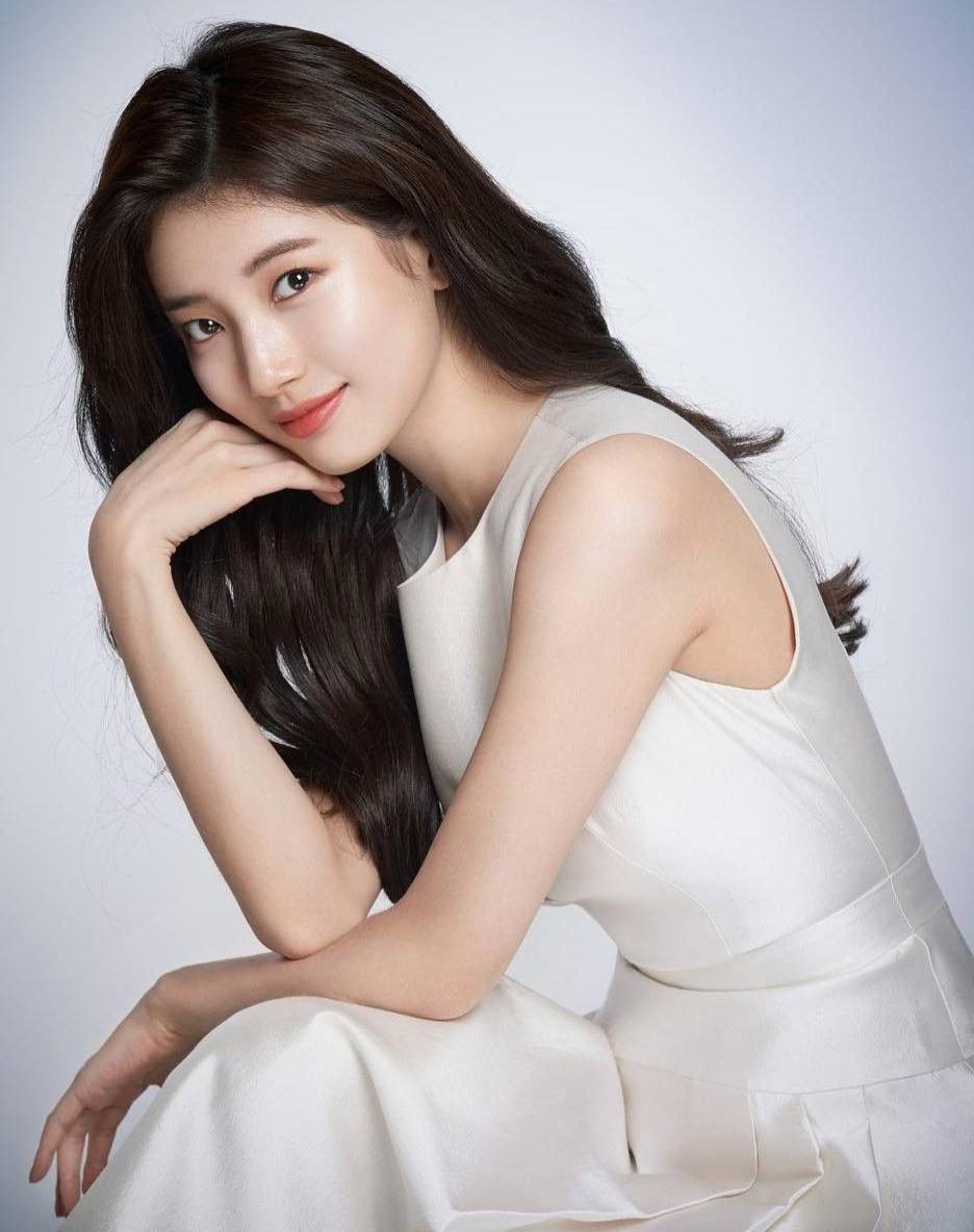 Tình đầu quốc dân Bae Suzy