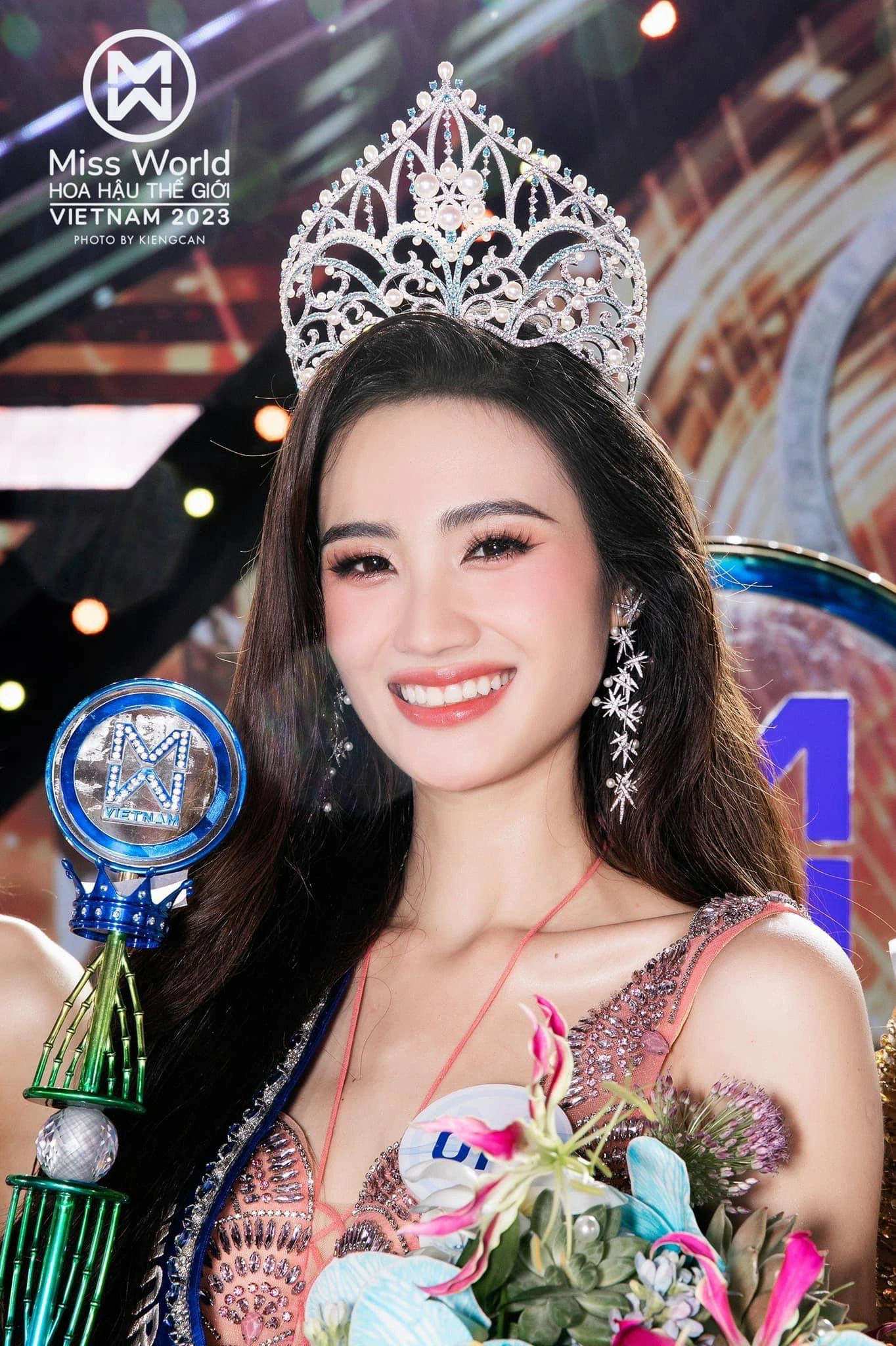 Hoa hậu Ý Nhi về nước trước thềm thi Miss World 2025?
