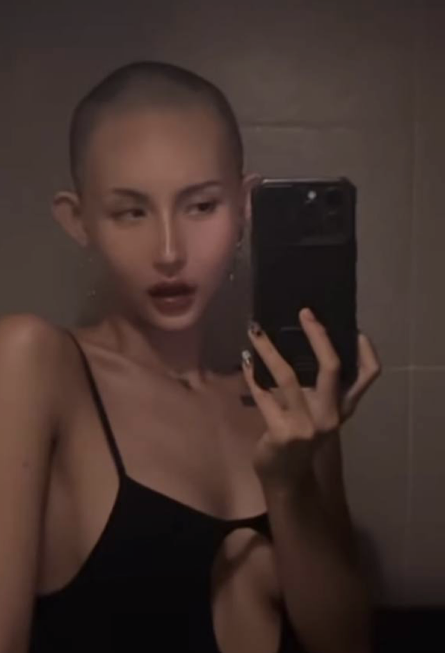 Lộ diện khoảnh khắc bên ngoài hiếm hoi của Lâm Minh sau ồn ào