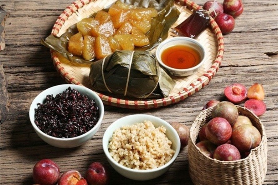 Tết Đoan Ngọ thắp hương vào giờ nào là chuẩn nhất?