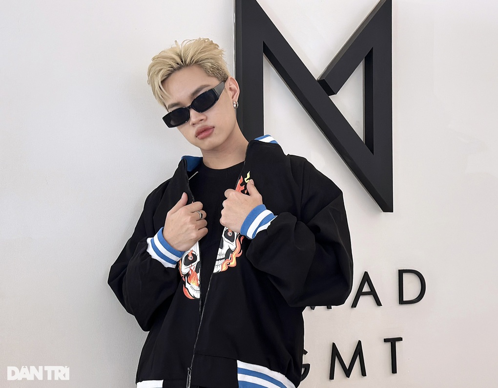 Rapper Pháp Kiều hé lộ với phóng viên những tâm tư, góc khuất phía sau hình ảnh tích cực, lạc quan thường thấy.