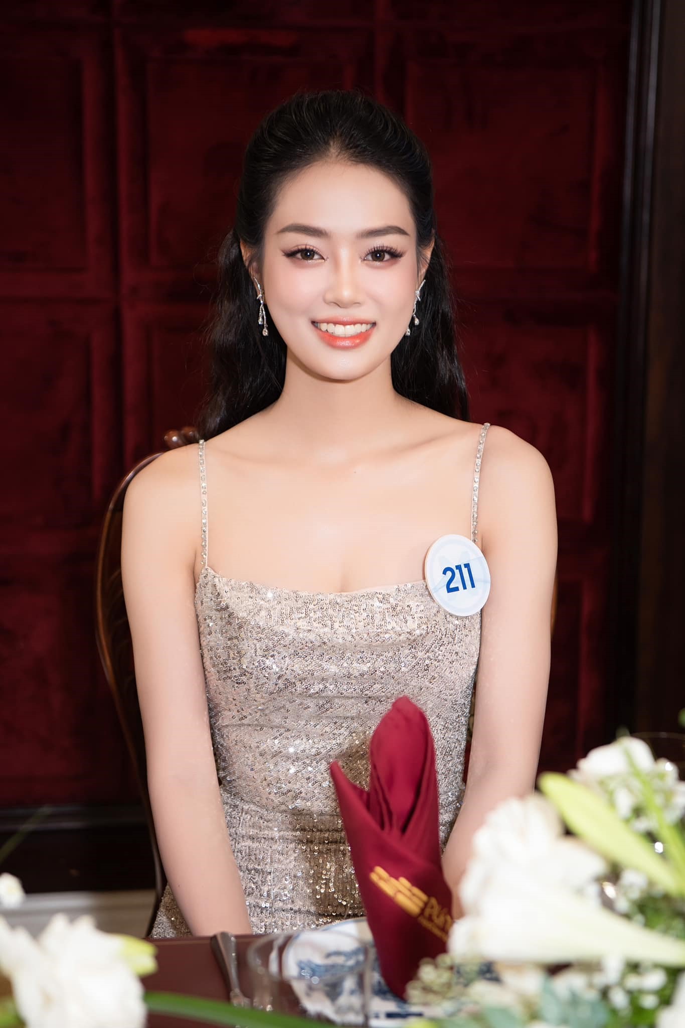 Show Đảo thiên đường