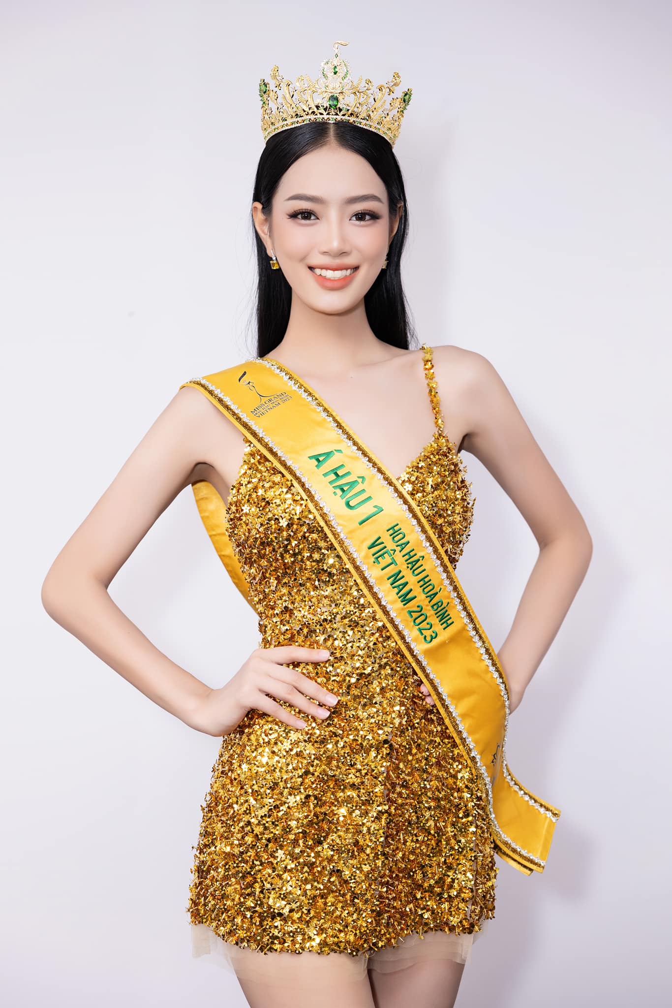 Show Đảo thiên đường
