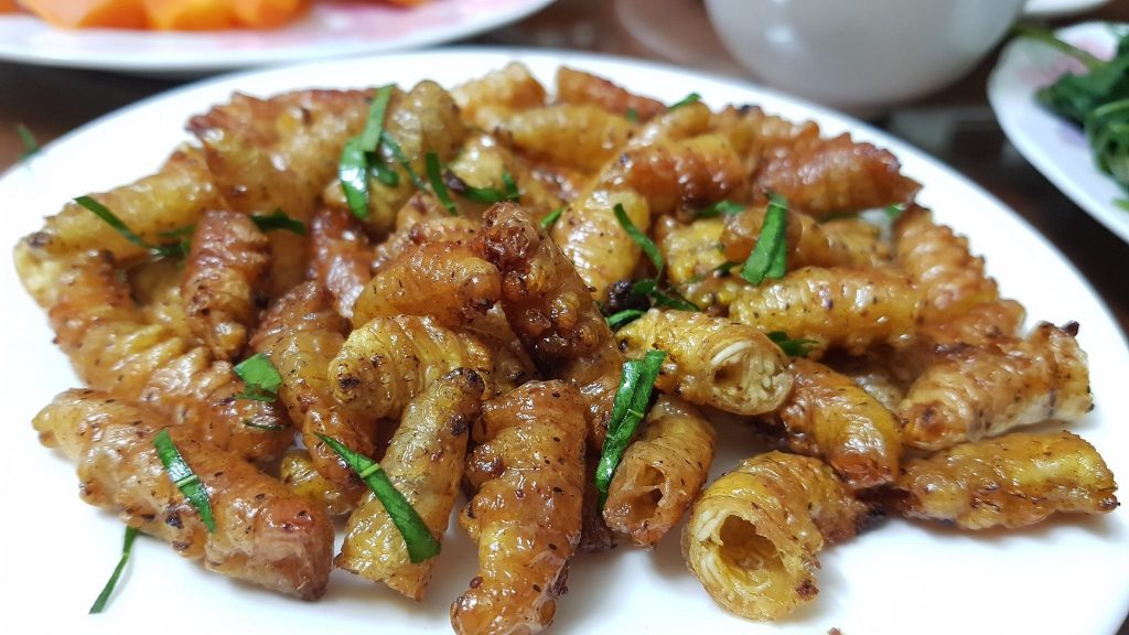 Nghề nuôi tằm