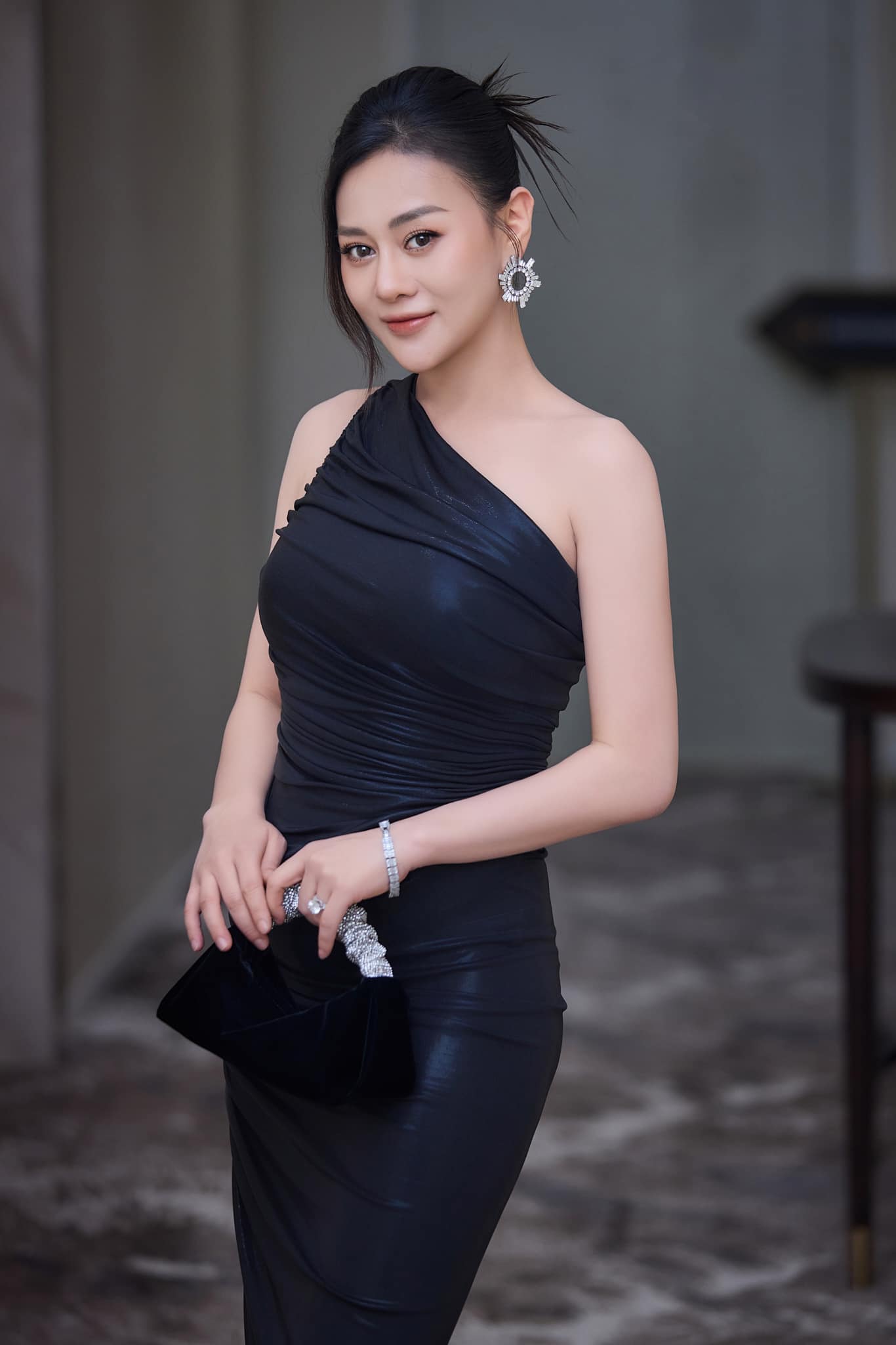 Diễn viên Phương Oanh