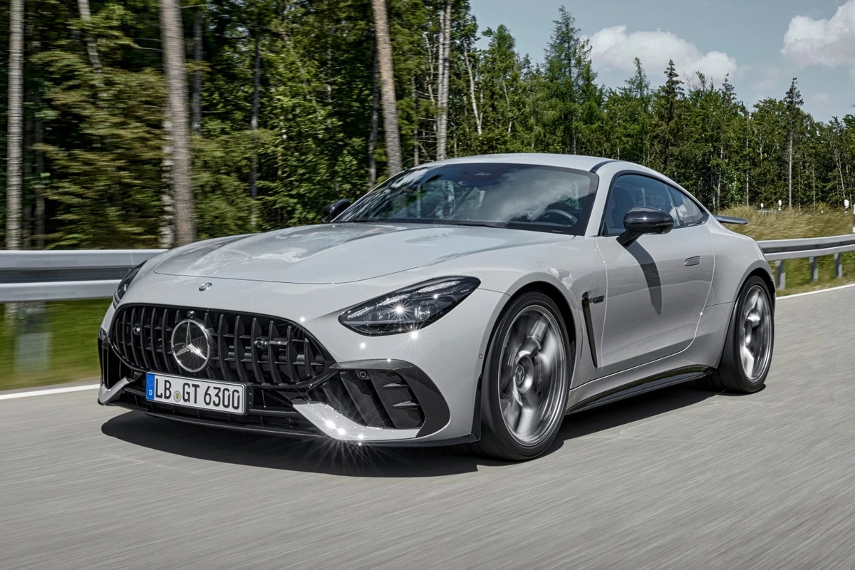 Mercedes-AMG GT 63 Pro 4MATIC+ - Siêu xe dành cho đường đua
