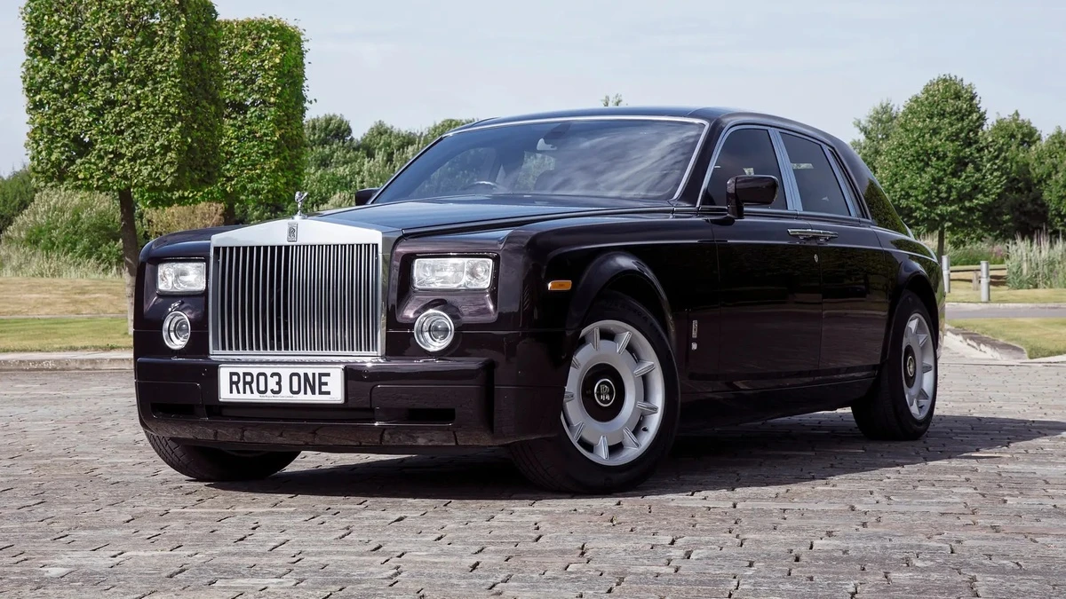 Những mẫu BMW, Rolls-Royce gắn với cựu Giám đốc thiết kế Rolls-Royce