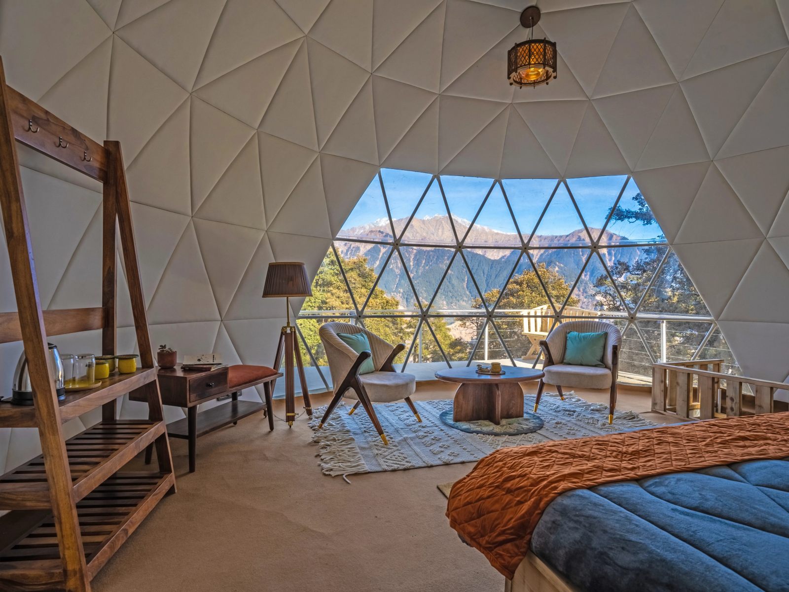 Xu hướng tìm về thiên nhiên trong sự xa xỉ với Glamping