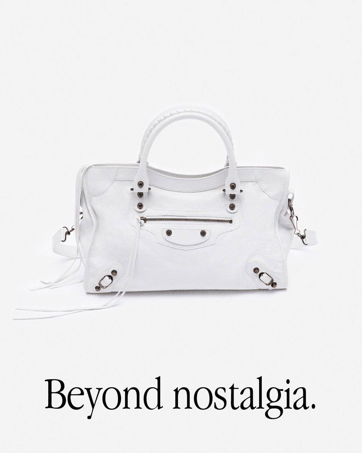 Sự trở lại của túi xách Le City, It Bag nhà Balenciaga