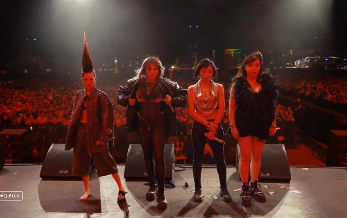 2NE1 tái xuất