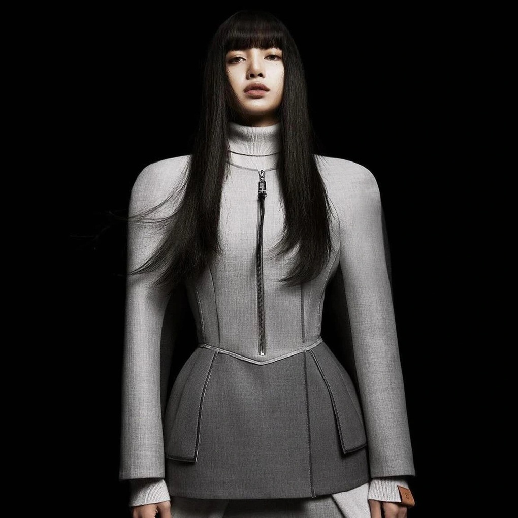Lisa BlackPink