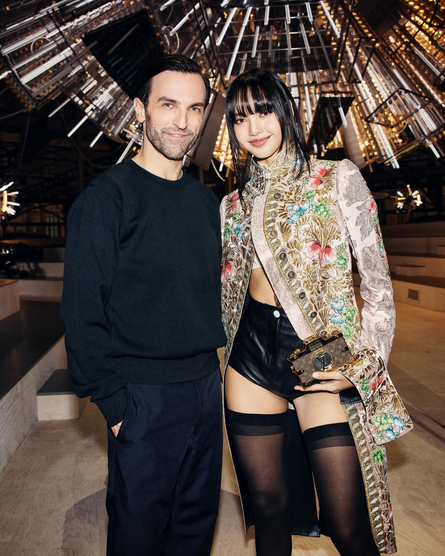 Lisa gia nhập Louis Vuitton