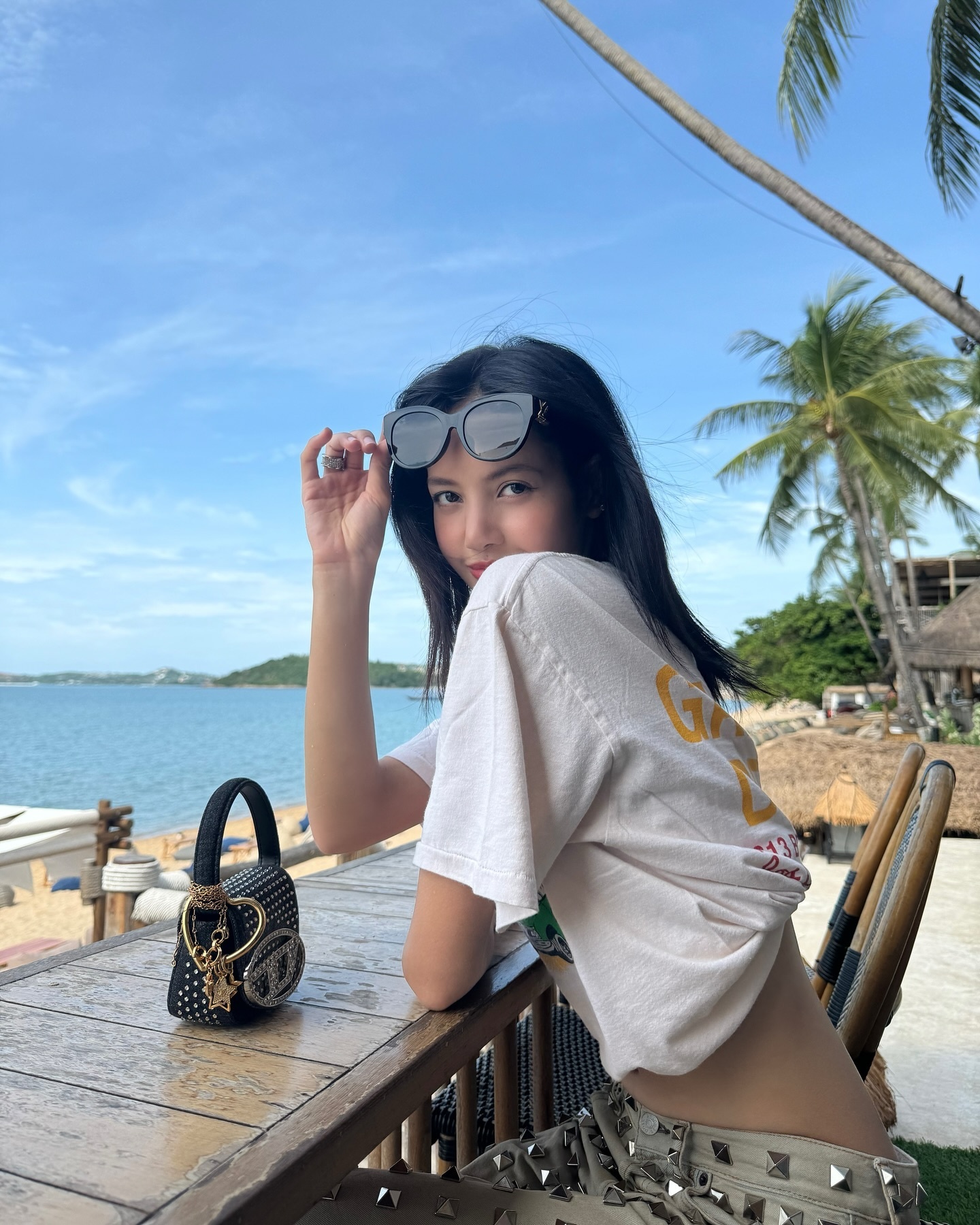 Lisa gia nhập Louis Vuitton