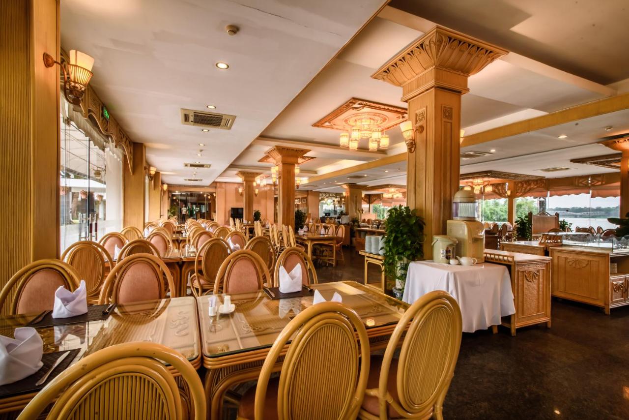 Resort biển Huế có bể bơi tuyệt đẹp không thể bỏ lỡ