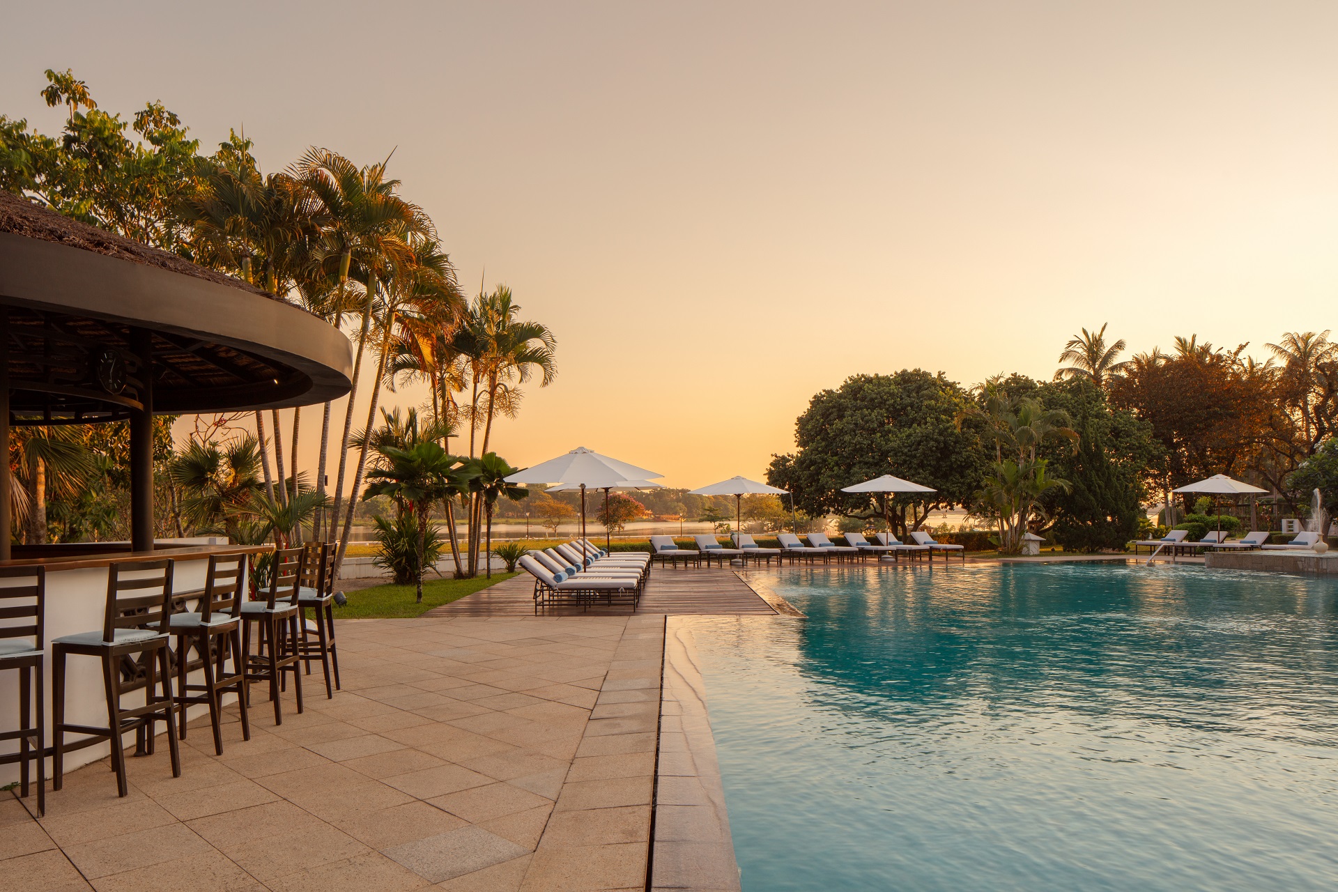 Resort biển Huế có bể bơi tuyệt đẹp không thể bỏ lỡ
