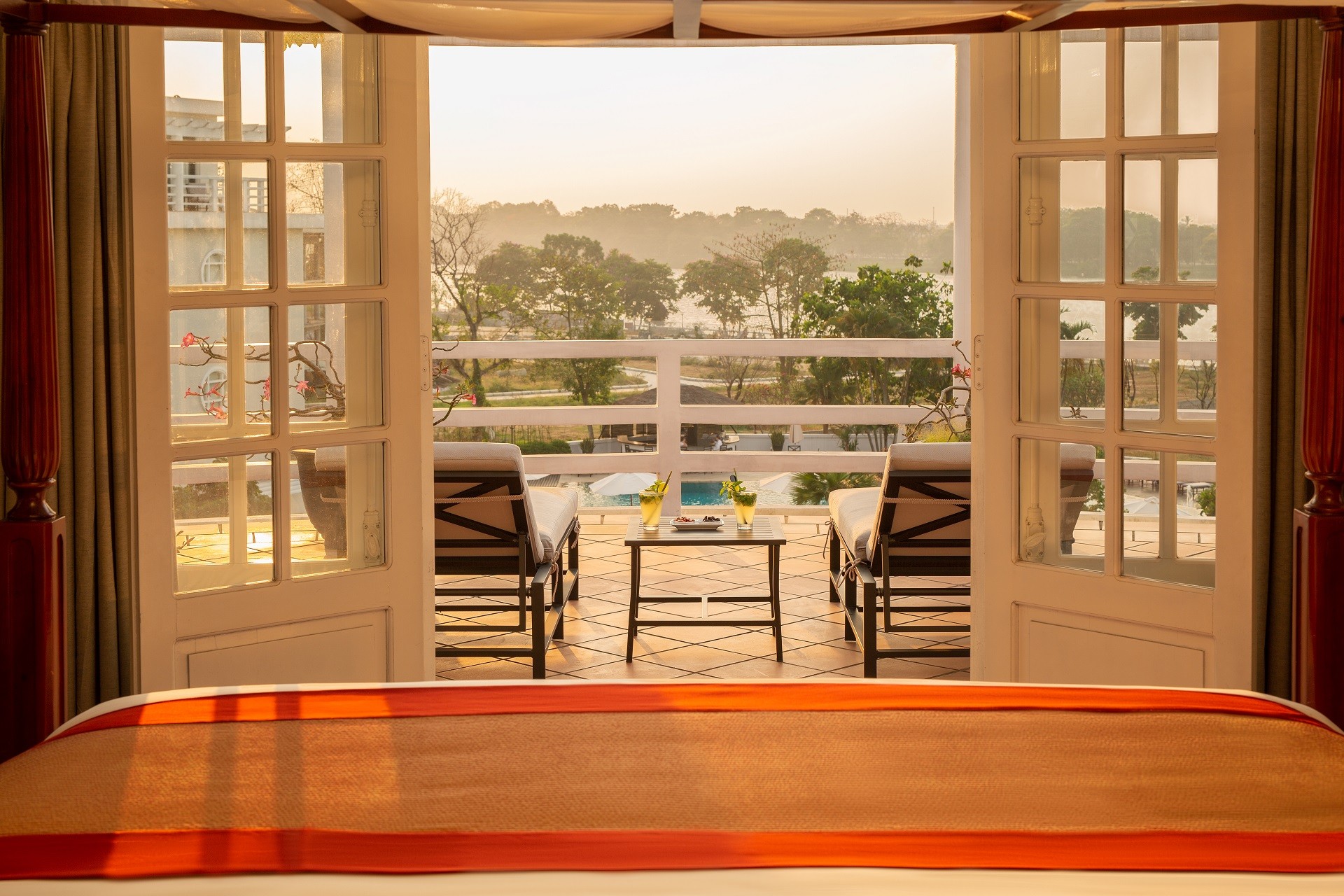 Resort biển Huế có bể bơi tuyệt đẹp không thể bỏ lỡ