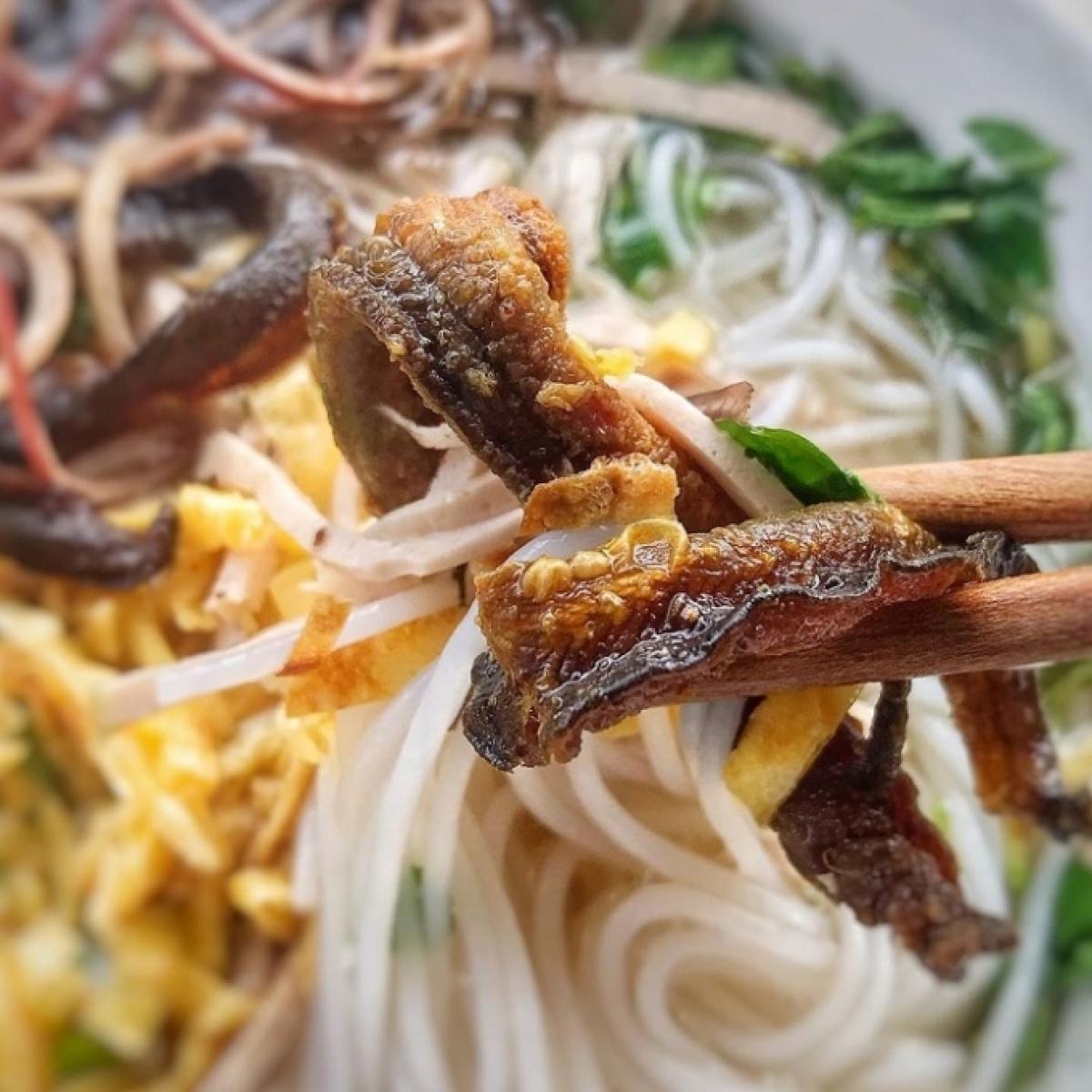 Bún thang lươn Hưng Yên