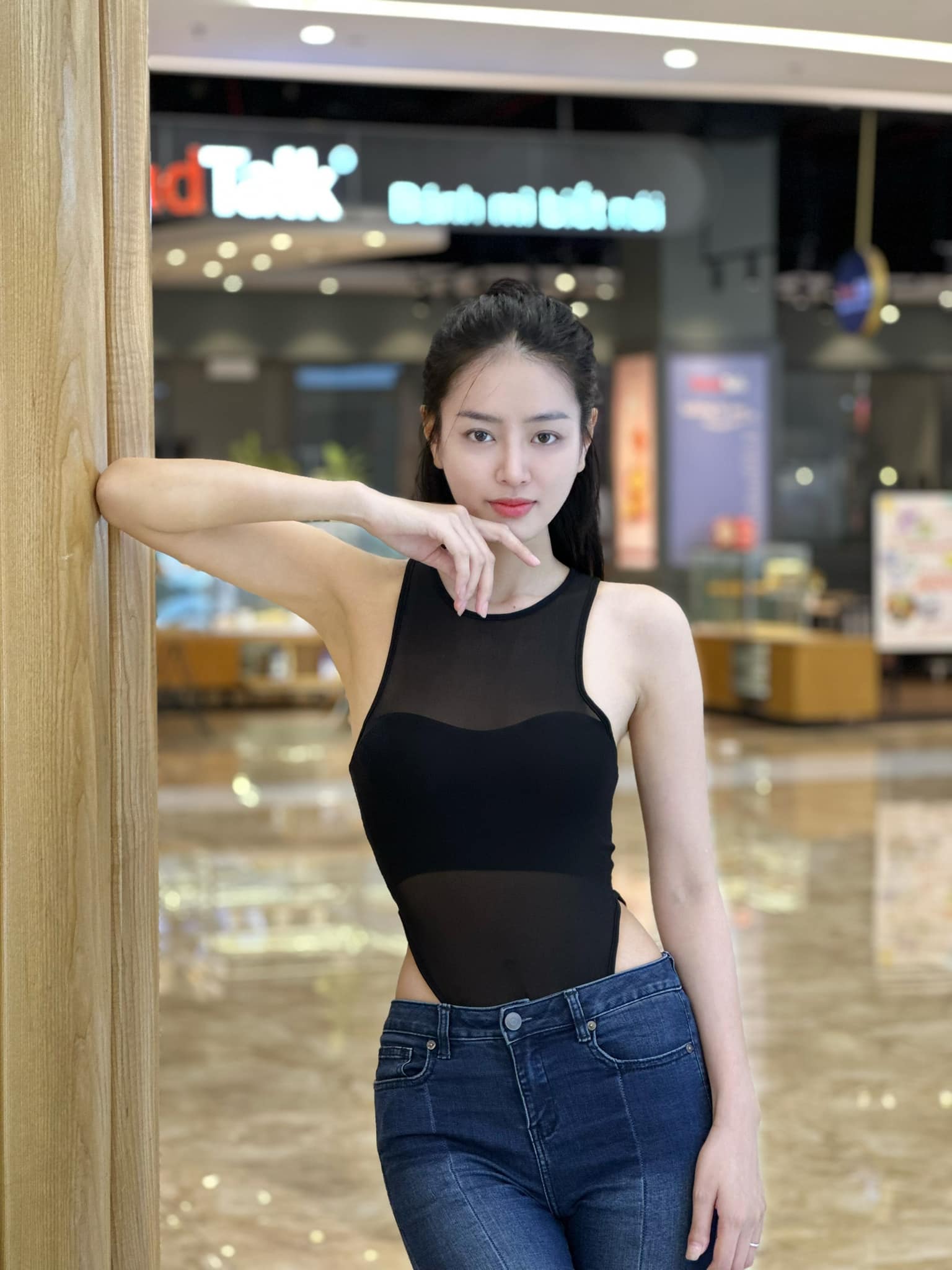 Show hẹn hò Đảo thiên đường
