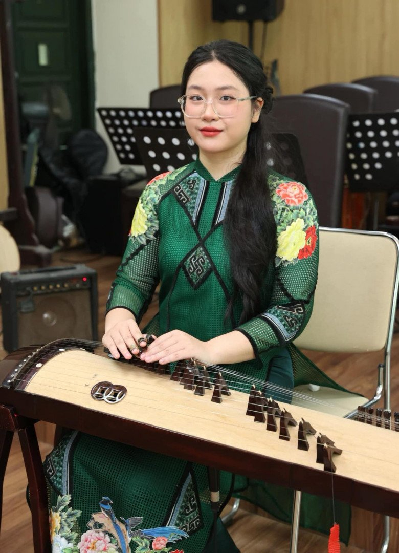 Con gái ca sĩ Trọng Tấn