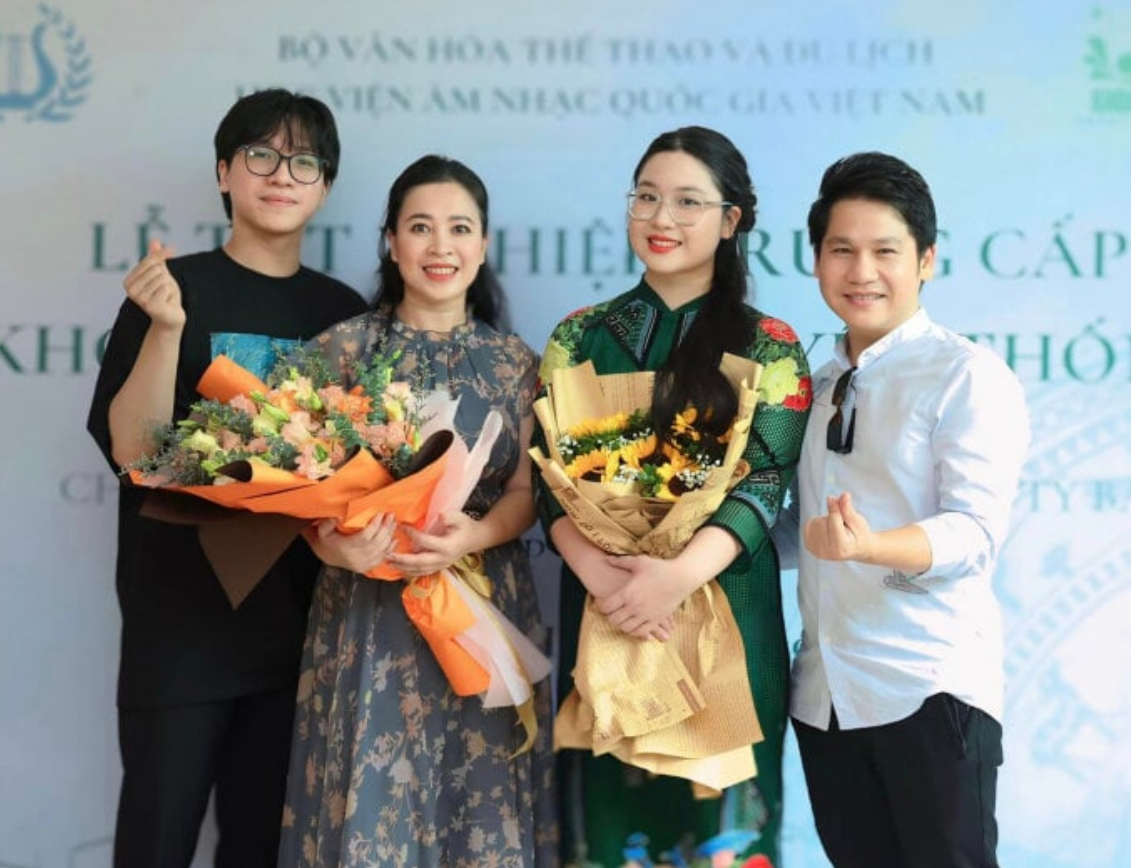 Con gái ca sĩ Trọng Tấn