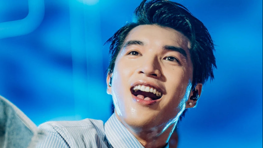 10 anh trai 'say hi' nổi bật nhất