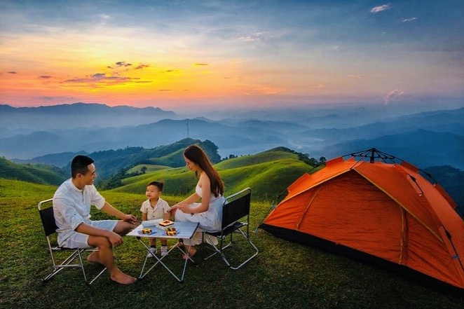 Du lịch thảo nguyên Sam Chiêm tuyệt đẹp cách thành phố chỉ 30km