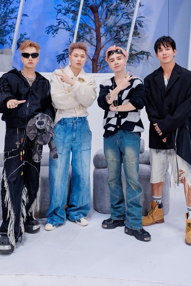 Anh Trai Say Hi Lou Hoàng: Có tất cả chỉ thiếu may mắn