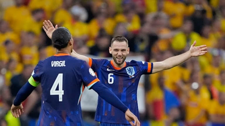 8 đội vào tứ kết EURO 2024
