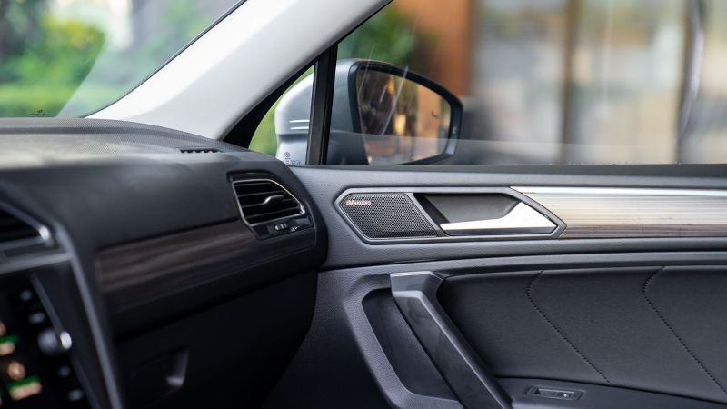 Volkswagen Tiguan  ra mắt bản Platinum, giá 1,688 tỷ đồng