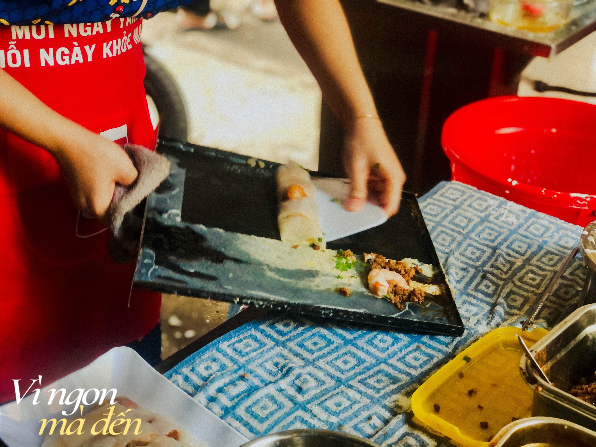 Quán bánh cuốn Hồng Kông