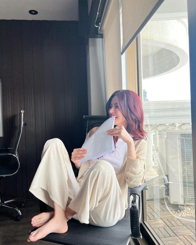 Nine Naphat và Baifern chia tay