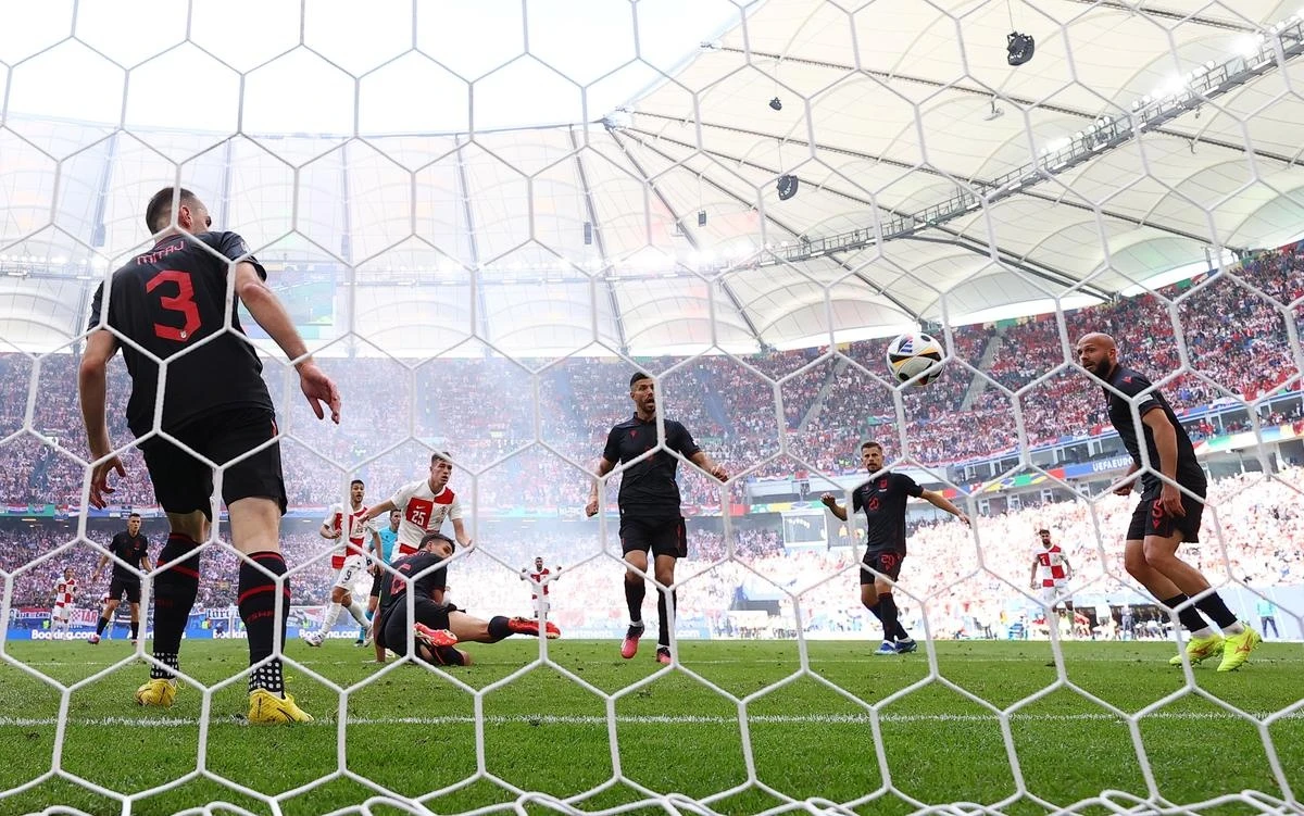 10 pha phản lưới trước bán kết EURO 2024